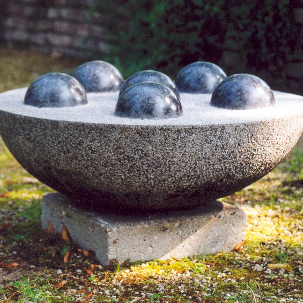 gneiss abstract sculpture