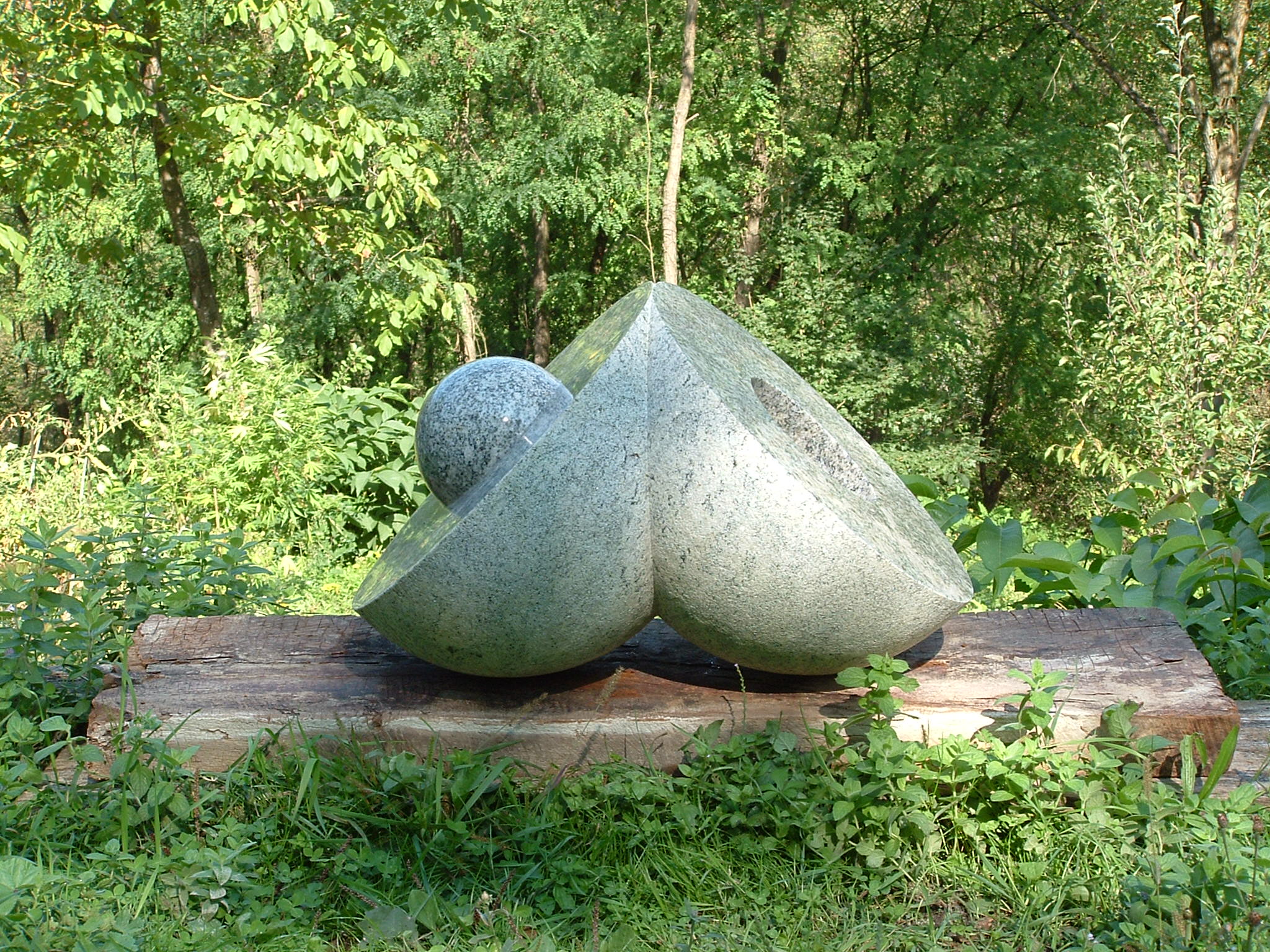 gneiss abstract sculpture