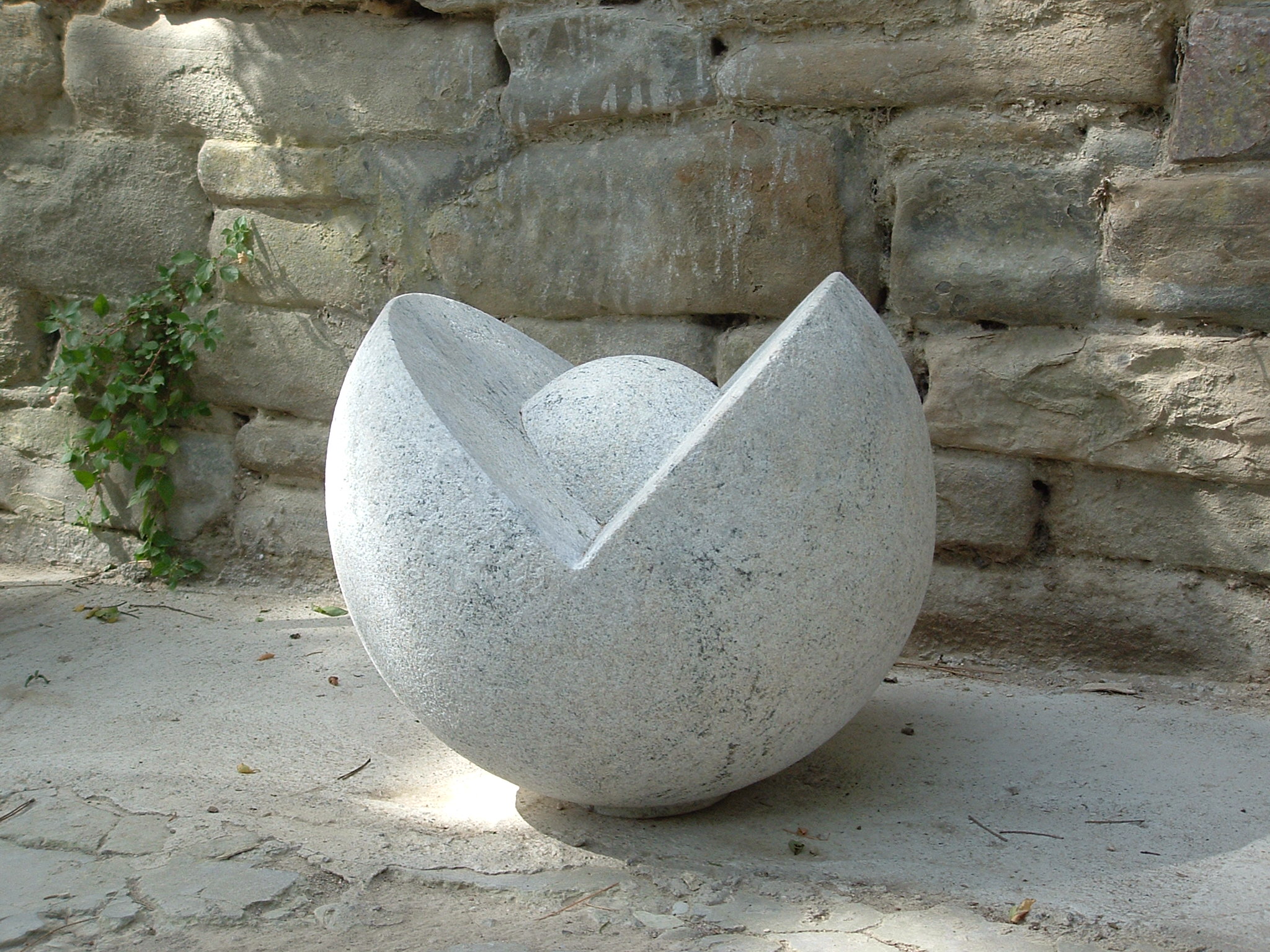 gneiss abstract sculpture