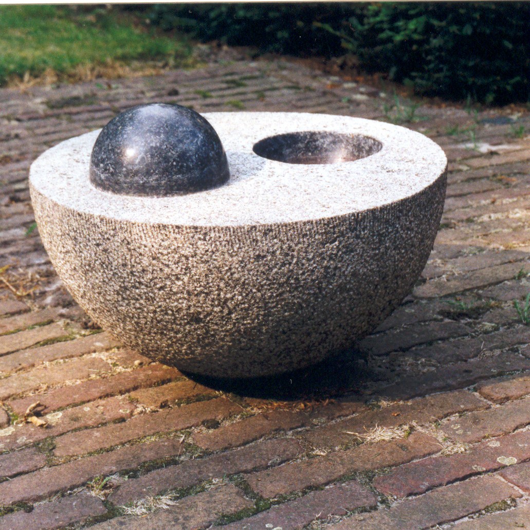 gneiss abstract sculpture