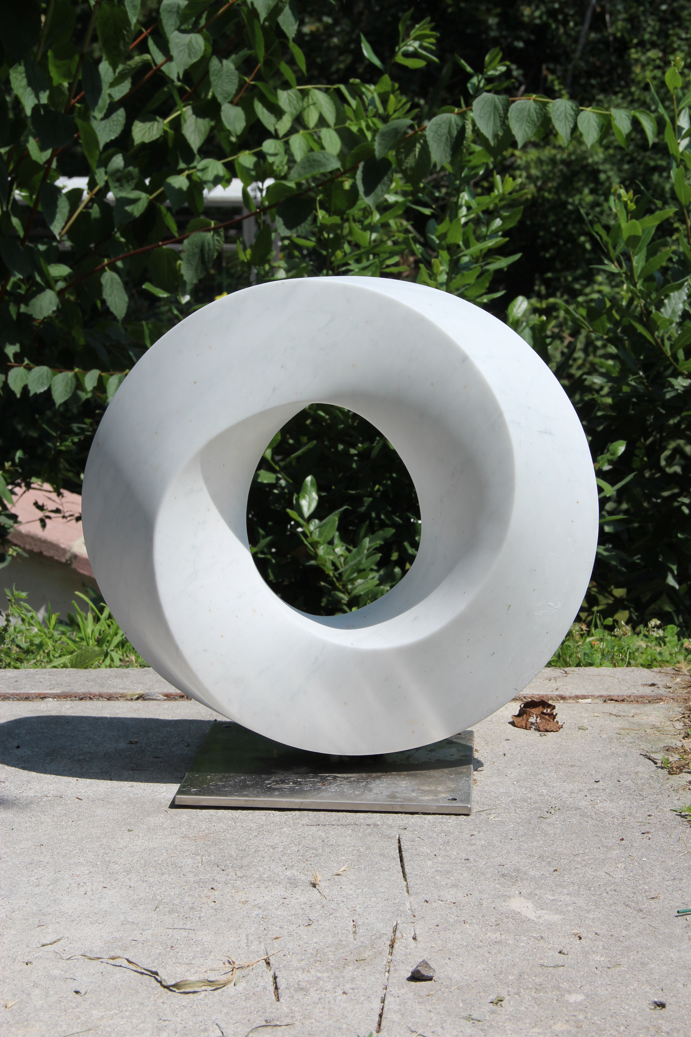 marble abstract sculpture